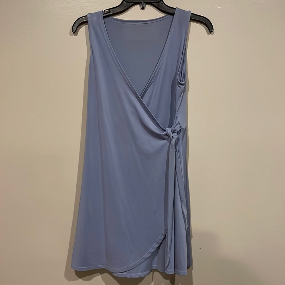 Alya sleeveless dress